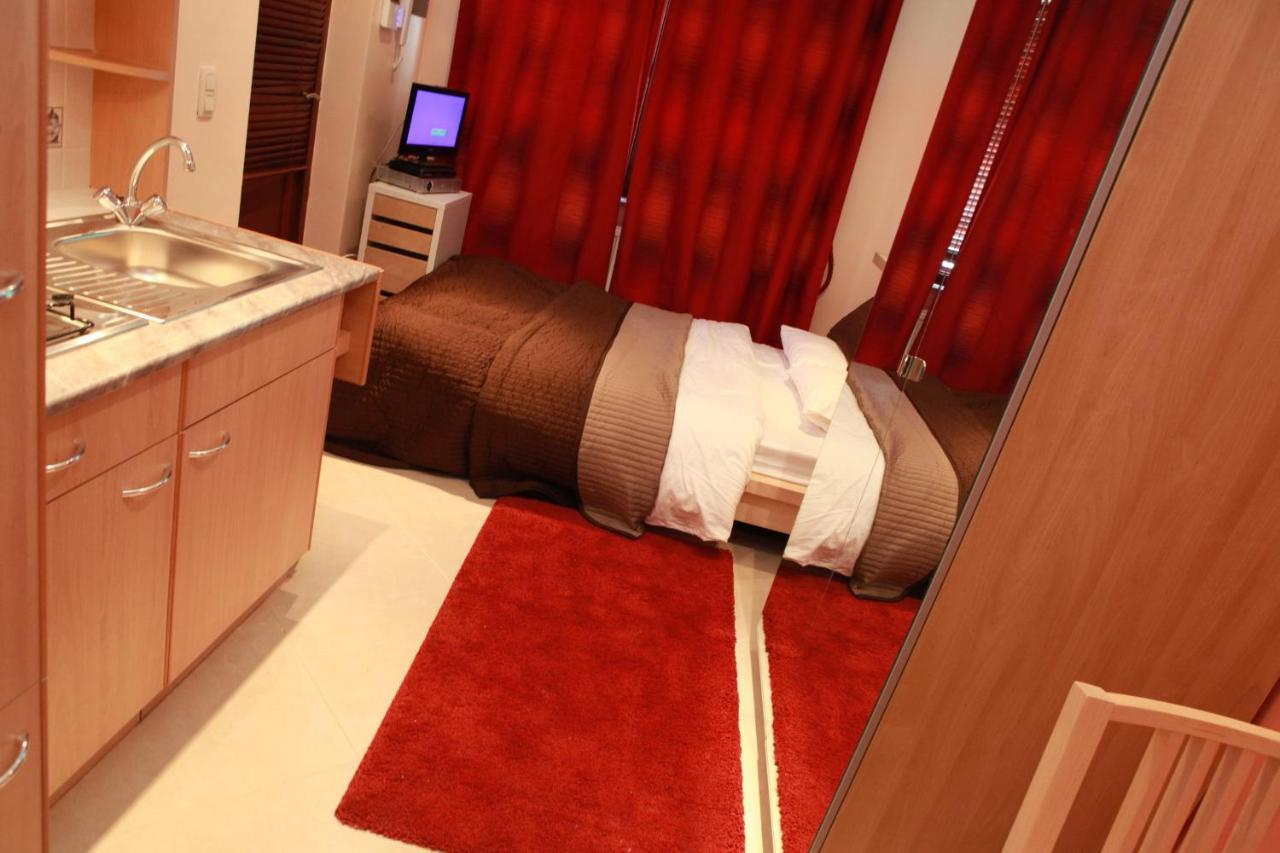 Appart hôtel La Fraisiere 3*